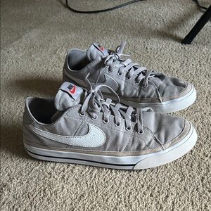 Nike Men's Gray Canvas Sneakers